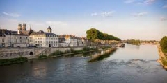 La Loire à Orléans.jpeg